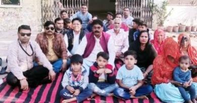 Muzaffarnagar News: नगर पंचायत भोकरहेडी में मांगों को लेकर धरना जारी