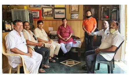 Muzaffarnagar News: उद्योग व्यापार संगठन रजि की आकस्मिक बैठक, प्रवीण कुमार उर्फ पीटर की गिरफ्तारी की निंदा Muzaffarnagar News: उद्योग व्यापार संगठन रजि की आकस्मिक बैठक, प्रवीण कुमार उर्फ पीटर की गिरफ्तारी की निंदा