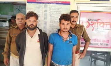 Firozabad News: साढ़े 4 कुंतल गांजा बरामद, उड़ीसा से लेकर अलीगढ़ जा रहे थे युवक