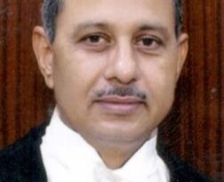 दलित छात्रा की योग्यता से प्रभावित होकर Iit Bhu में प्रवेश के लिए मदद की Allahabad High Court के जज ने