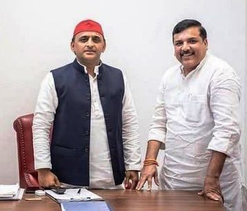 Up Assembly Election 2022: अखिलेश यादव और संजय सिंह की मुलाकात, गठबंधन की चर्चा तेज