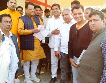 Charthawal News: नरेंद्र कश्यप ओबीसी मोर्चा प्रदेश अध्यक्ष द्वारा चरथावल क्षेत्र का दौरा