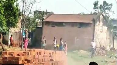 Birbhum:  Tmc के दो गुटों के बीच हिंसा, गांव में तनाव व्याप्त