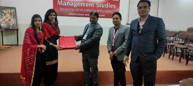 Muzaffarnagar News: नव वर्ष-२०२२ के उपलक्ष में कार्यक्रम का हुआ आयोजन Muzaffarnagar News: नव वर्ष-२०२२ के उपलक्ष में कार्यक्रम का हुआ आयोजन