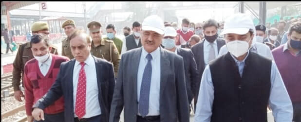 Muzaffarnagar News: नार्दन रेलवे के महाप्रबन्धक आशुतोष गंगल ने किया निरीक्षण