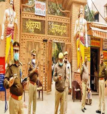 Babri Demolition की बरसी: अयोध्या, मथुरा, वाराणसी में सुरक्षा में चप्पे-चप्पे पर पुलिस, परंपरा से हटकर किसी भी कार्यक्रम पर रोक