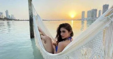 तलाक की खबरों के बीच फिर करीब आए Mouni Roy और सूरज नांबियार? इंस्टाग्राम पर दोबारा किया फॉलो, फैंस हुए हैरान 8 Mouni Roy