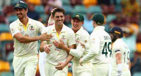 Ashes Series 2021: इंग्लैंड की टीम 147 रनों पर सिमटी Ashes Series 2021: इंग्लैंड की टीम 147 रनों पर सिमटी