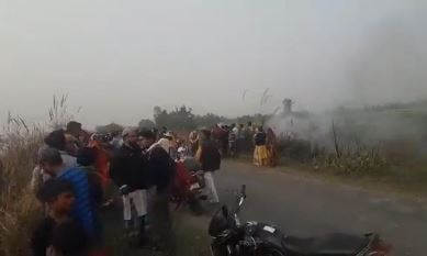 Lucknow News: तेज रफ्तार कार नहर में गिरी, एनडीआरएफ की टीम को अभी भी नहीं मिले कार में फंसे 2 बच्चे