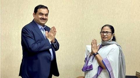 Gautam Adani से मिलीं Mamata Banerjee: पश्चिम बंगाल में निवेश की संभावनाओं पर चर्चा