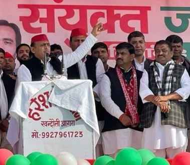 Agra News: हम आलू से वोदका बनाएंगे, दो सौ करोड़ की सब्सिडी देंगे- Akhilesh Yadav