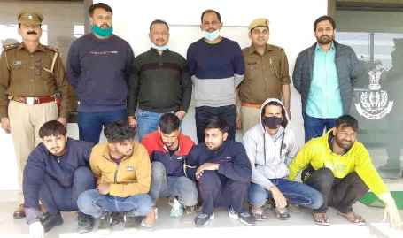 Bulandshahr News: मेरठ, गाज़ियाबाद, बागपत, बुलंदशहर के 6 डकैत हुए गिरफ्तार Bulandshahr News: मेरठ, गाज़ियाबाद, बागपत, बुलंदशहर के 6 डकैत हुए गिरफ्तार