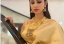 गोल्डन साड़ी और सोने जवाहरातों से सजी Mouni Roy ने कजरारी आंखों से दिखाई ऐसी अदाएं