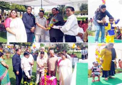 Muzaffarnagar News: रंगा-रंग कार्यक्रमों के साथ बेबी-शो का हुआ आयोजन Muzaffarnagar News: रंगा-रंग कार्यक्रमों के साथ बेबी-शो का हुआ आयोजन