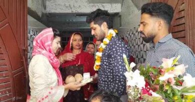 Muzaffarnagar News: यूक्रेन में फंसे मुजफ्फरनगर जिले के तीन और छात्र के लौटने पर खुशी की लहर