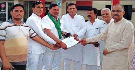 Budhana: उमेश मलिक के खिलाफ मुकदमा दर्ज कराने की तैयारी में रालोद नेता, दी तहरीर Budhana: उमेश मलिक के खिलाफ मुकदमा दर्ज कराने की तैयारी में रालोद नेता, दी तहरीर