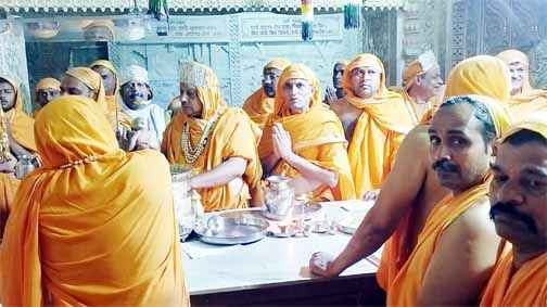 Muzaffarnagar News: मान स्तम्भ स्थापना एवं श्री जिन प्रतिमाओं का हुआ महामस्तकाभिषेक