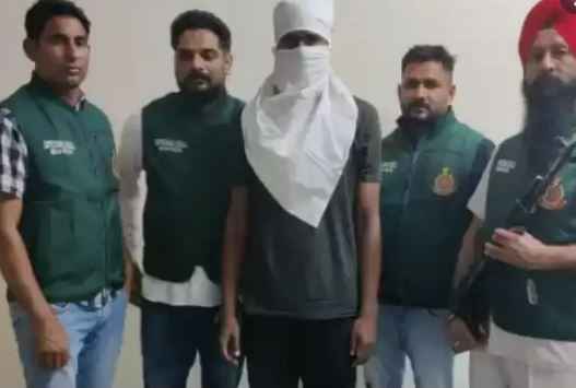 Delhi पुलिस ने नेशनल कबड्डी प्लेयर Dinesh को 4 जिंदा कारतूस के साथ किया गिरफ्तार
