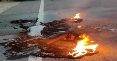 Muzaffarnagar: आर्मी के टैंकर से टकराकर 2 बाईक सवारों की दर्दनाक मौत, धूं-धूंकर जली बाइक