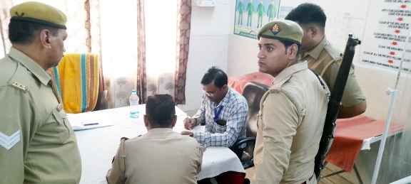 Khatauli News: गांव में जमीनी विवाद को लेकर दो पक्षों में खूनी संघर्ष, चार घायल