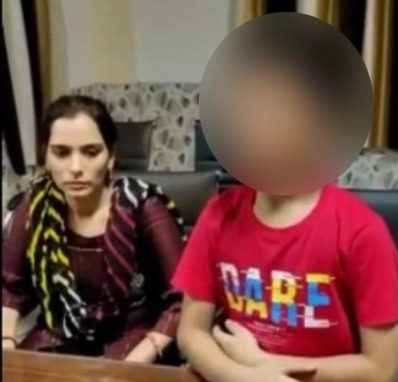 Kanpur News: 9 साल का मासूम बोला- पुलिस अंकल मुझे और मेरी मां को बचा लीजिए, पति की मौत के बाद शुरू हुआ प्रताड़ित करने का सिलसिला Kanpur News: 9 साल का मासूम बोला- पुलिस अंकल मुझे और मेरी मां को बचा लीजिए, पति की मौत के बाद शुरू हुआ प्रताड़ित करने का सिलसिला