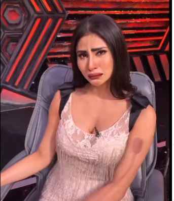 शेयर किया मजेदार Video Jay Bhanushali ने, जज की सीट पर बैठी हैं Mouni Roy शेयर किया मजेदार Video Jay Bhanushali ने, जज की सीट पर बैठी हैं Mouni Roy