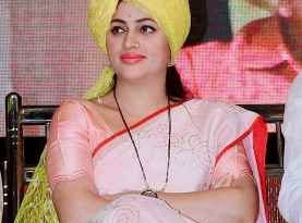 Navneet Rana की गिफ्तारी का मामला पहुंच गया संसद, ओम बिड़ला से शिकायत