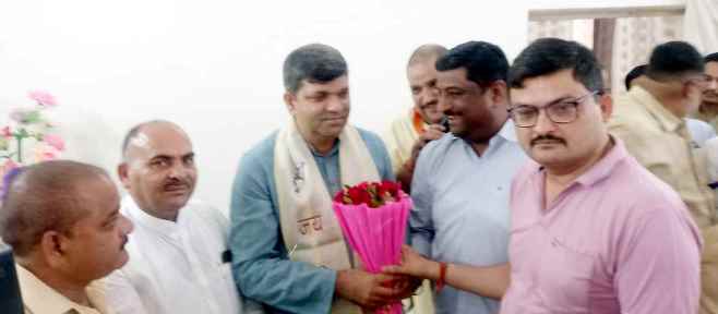 Muzaffarnagar News: प्रभारी मंत्री आशीष पटेल का किया गया भव्य स्वागत