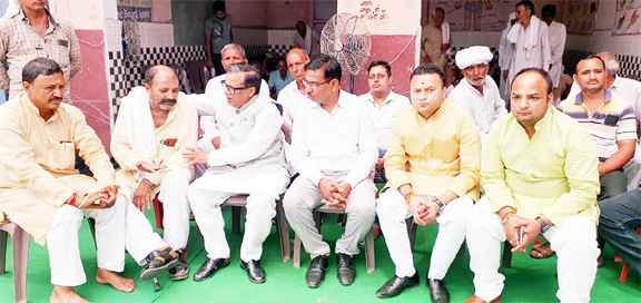 Muzaffarnagar News:विनीत अग्रवाल शारदा, विनोद गुप्ता का  नगर आगमन पर हुआ स्वागत