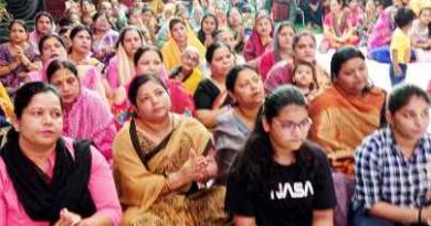 Muzaffarnagar News: श्रीमद्भागवत कथा में तीसरे दिन कथा को सुन भाव विभोर हुए श्रद्धालु