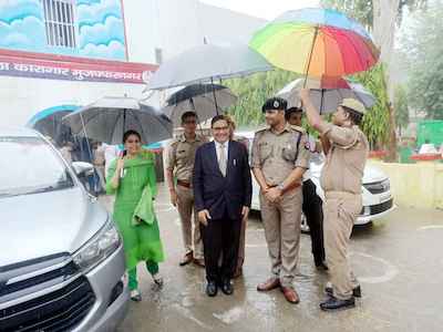 Muzaffarnagar/Shamli News: जिला कारागार का किया औचक निरीक्षण