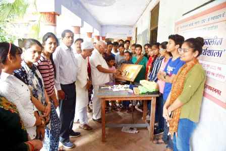 Muzaffarnagar News: कला प्रदर्शनी शिविर में पेटिंग्स के गुर सिखाये Muzaffarnagar News: कला प्रदर्शनी शिविर में पेटिंग्स के गुर सिखाये