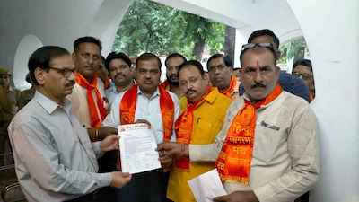 Muzaffarnagar News: कन्हैया लाल की दिनदहाड़े हत्या करने वालों को फाँसी की मांग Muzaffarnagar News: कन्हैया लाल की दिनदहाड़े हत्या करने वालों को फाँसी की मांग