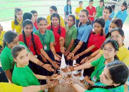 Muzaffarnagar News: शारदेन में तीज महोत्सव की धूम