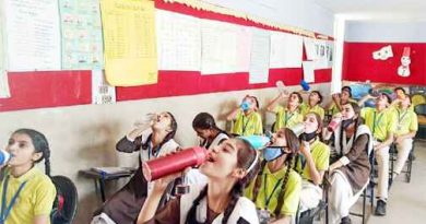 Muzaffarnagar News: राष्ट्रीय कृमि मुक्ति दिवस मनाया, एल्बेंडाजोल की एक एक. गोली खिलाई गई