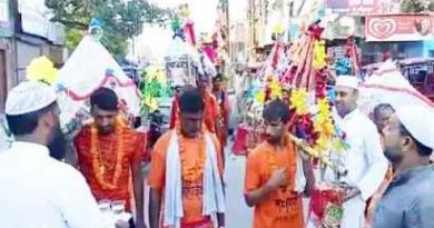 Muzaffarnagar News: धर्म-जाति का भेद भुला शुरू हुई कांवड़ सेवा, मुस्लिमों ने शिवभक्तों का पुष्प वर्षा कर किया स्वागत