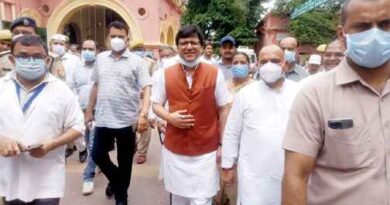 Muzaffarnagar News: जिला चिकित्सालय का प्रभारी मंत्री नितिन अग्रवाल ने किया निरीक्षण