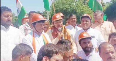 Muzaffarnagar News: भाजपा युवा मोर्चा द्वारा नगर में निकाली गई तिरंगा यात्रा, पुष्प वर्षा कर किया अभिनंदन