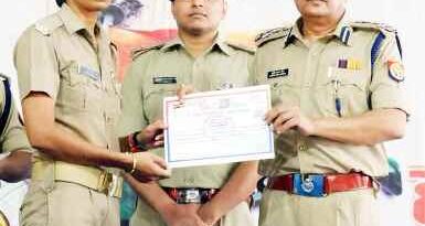 Muzaffarnagar News: आजादी का अमृत महोत्सव तथा हर घर तिरंगा कार्यक्रम के अन्तर्गत सेवानिवृत्त पुलिसकर्मियों को सम्मानित किया