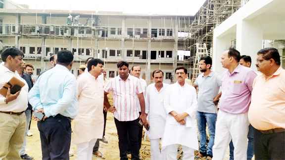 Bhopa क्षेत्र में बन रहे अटल आवासीय विद्यालय का प्रदेश के मुख्यमंत्री कर सकते है निरीक्षण: सीएम के प्रस्तावित दौरे के लेकर किया निरीक्षण Bhopa क्षेत्र में बन रहे अटल आवासीय विद्यालय का प्रदेश के मुख्यमंत्री कर सकते है निरीक्षण: सीएम के प्रस्तावित दौरे के लेकर किया निरीक्षण