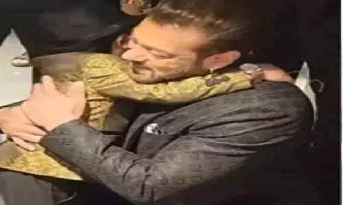 Salman Khan ने फिल्म ‘भाईजान’ में दुनिया के सबसे छोटे सिंगर Abdu Rozik को किया कास्ट Salman Khan ने फिल्म ‘भाईजान’ में दुनिया के सबसे छोटे सिंगर Abdu Rozik को किया कास्ट