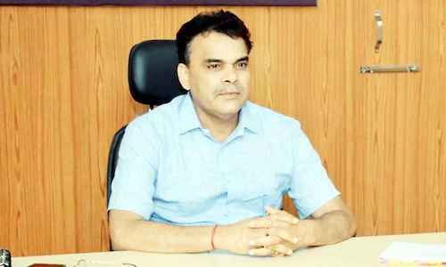 Muzaffarnagar-4 अधिकारियों से स्पष्टीकरण तलबः डयूटी में लापरवाही करने वाले अधिकारियों के विरूद्व कडी कार्यवाही की जायेगीः जिलाधिकारी