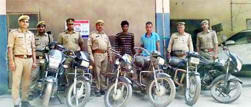 खतौली/Muzaffarnagar News: शातिर वाहन चोर गिरफ्तार, चोरी की ०६ मोटरसाइकिल व अवैध शस्त्र बरामद