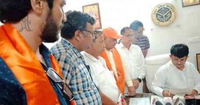 Muzaffarnagar News-कार्रवाई के नाम पर खानापूर्ति करने में लगे हैं मुख्य चिकित्सा अधिकारी : हिंदू महासभा