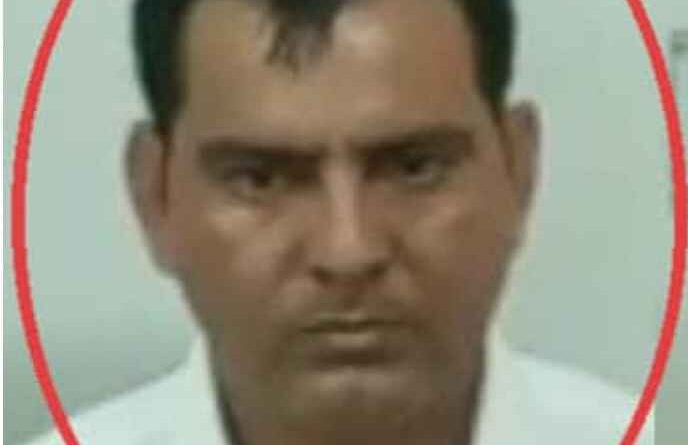 Rajasthan: रेप केस के आरोपी को बचाने लिये आरोपी मंडार थानेदार एक लाख रुपये पहले ही ले चुका था शेष चार लाख रुपये लेते उसके दलाल रंगे हाथों पकड़े गये