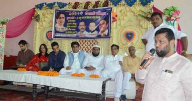 Muzaffarnagar News: जिन लोगों ने उन्हें जिताया आज उन लोगों के बीच आकर दीवाली मनाईः- मलूक नागर