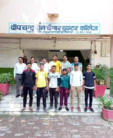Muzaffarnagar News: दीपचंद ग्रेन चैम्बर स्कूल में भारोत्तोलन मे दिखाया दमखम