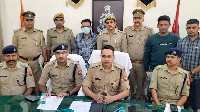 Muzaffarnagar News: पार्टस चोरी कर बेचने वाले को 9 लाख 40 हजार की नकदी सहित दबोचा Muzaffarnagar News: पार्टस चोरी कर बेचने वाले को 9 लाख 40 हजार की नकदी सहित दबोचा