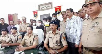 Muzaffarnagar News: शातिरों को किया लूट की रकम सहित गिरफ्तार, कपडा व्यापारी अर्पित जग्गा से हुई लूट की घटना का मात्र 48 घंटे मे अनावरण