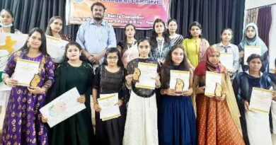 Muzaffarnagar News- एस०डी०कॉलेज ऑफ कॉमर्स के प्रांगण में विश्व मानसिक स्वास्थ्य दिवस का आयोजन